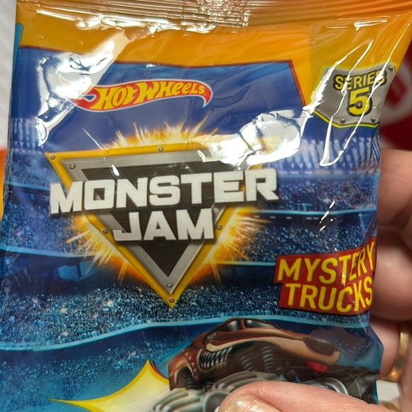 2017 Mattel Hot Wheels Blue and Orange Monster Jam Mystery Trucks - Picture 5 of 6